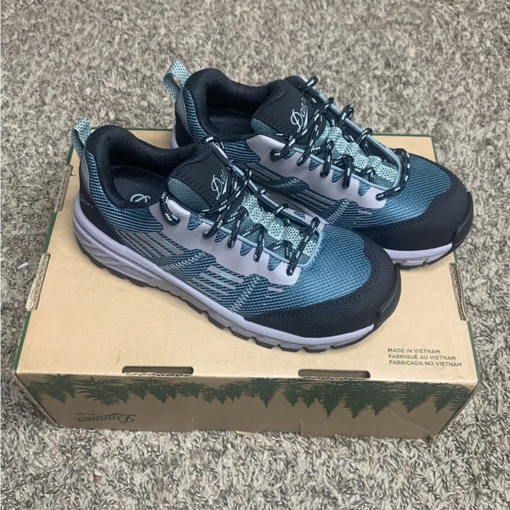 NWT‎ Women’s Danner Run Time 3” Teal NMT Safety Toed Work Shoes Sz 5